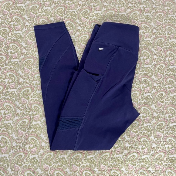 Fabletics Anywhere Motion365 High-Waisted Moto 7/8 Legging - Picture 4 of 4